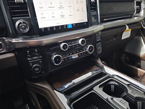 Used 2024 Ford F350 King Ranch image 29
