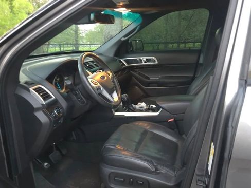 Used 2014 Ford Explorer Limited w/ Equipment Group 302A image 8
