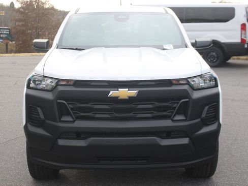 New 2026 Chevrolet Colorado W/T image 2