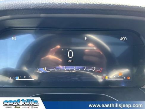 Used 2023 Jeep Grand Cherokee L Limited AWD/4WD image 41