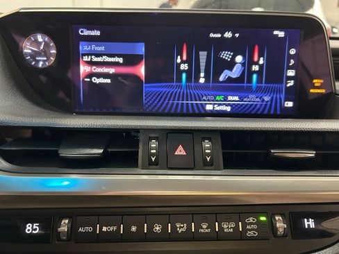 Used 2019 Lexus ES 350 w/ Accessory Package 2 image 38