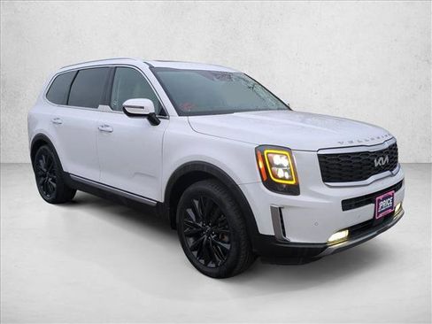 Used 2022 Kia Telluride SX w/ Towing Package image 3