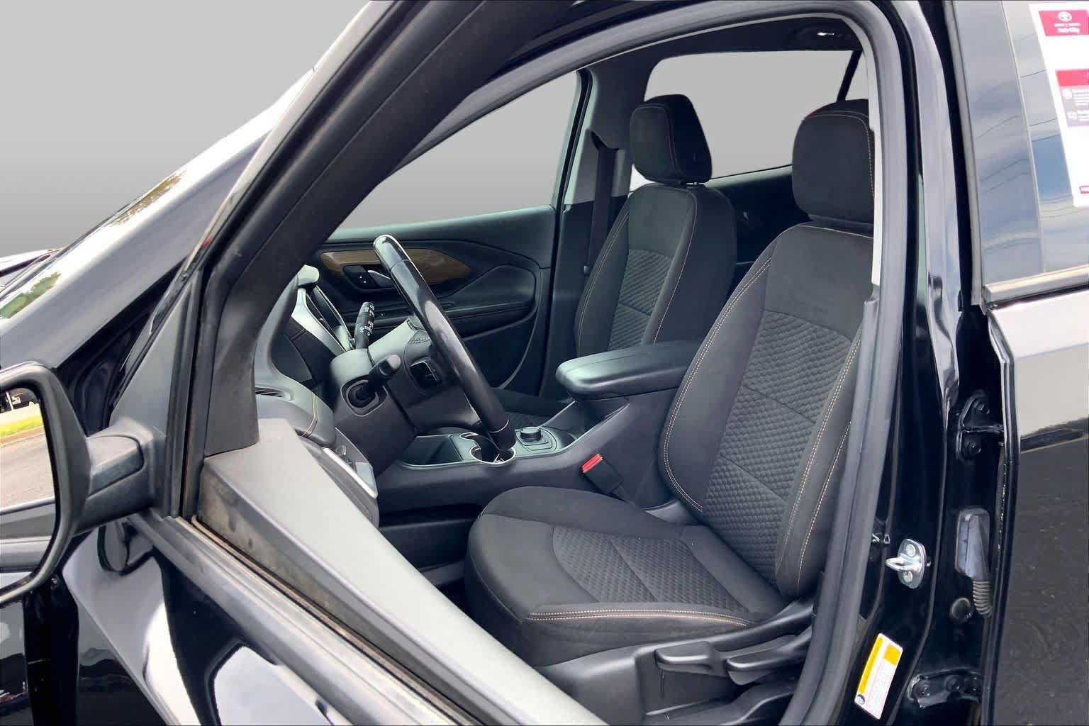Used 2019 GMC Terrain SLE w/ Black Edition FWD image 8