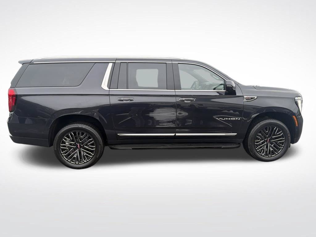 New 2026 GMC Yukon XL Elevation AWD/4WD image 8
