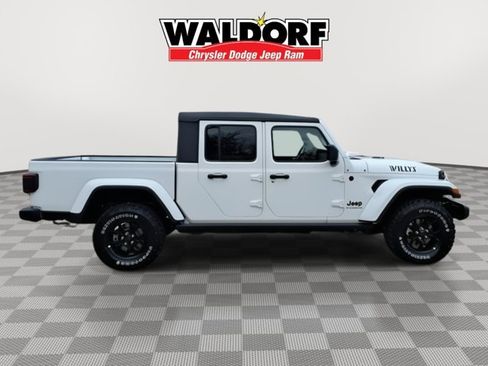 New 2026 Jeep Gladiator Sport AWD/4WD image 2