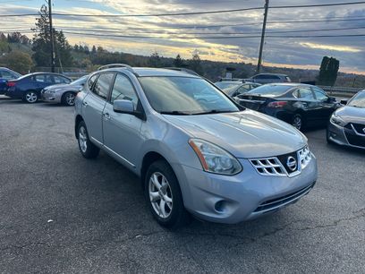 Used 2011 Nissan Rogue SV