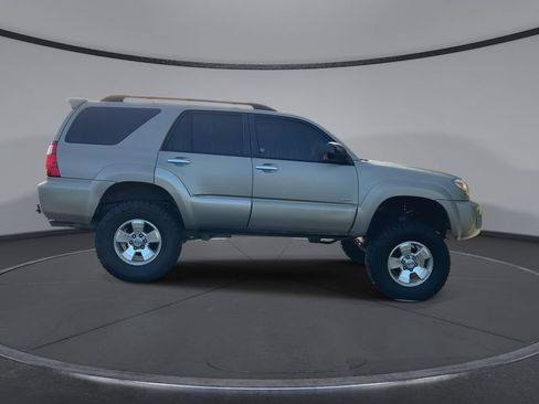 Used 2006 Toyota 4Runner SR5 RWD image 9