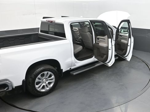 Used 2025 Chevrolet Silverado 1500 LTZ w/ LTZ Premium Package AWD/4WD image 41
