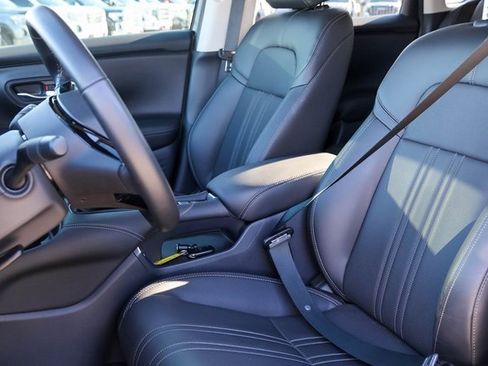 Used 2025 Honda HR-V EX-L image 10