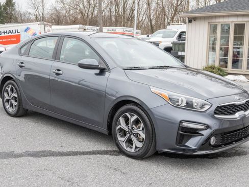 Used 2021 Kia Forte LXS FWD image 4