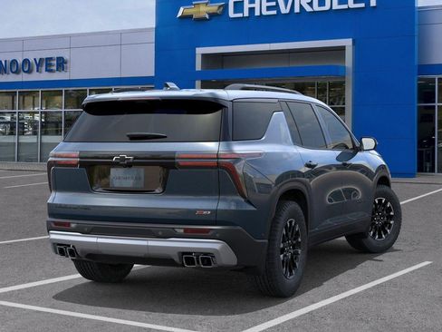 New 2026 Chevrolet Traverse Z71 w/ Driver Confidence Package image 4
