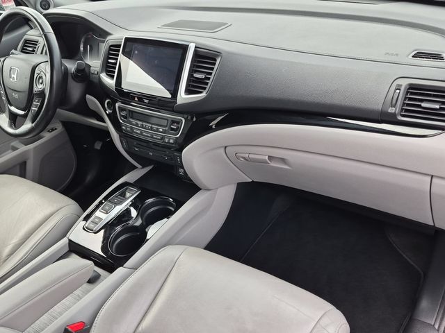 Used 2016 Honda Pilot Touring image 22
