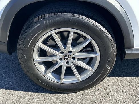 Used 2024 Mercedes-Benz GLE 450e 4MATIC image 12