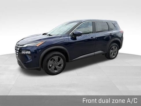 Used 2025 Nissan Rogue SV AWD/4WD image 7