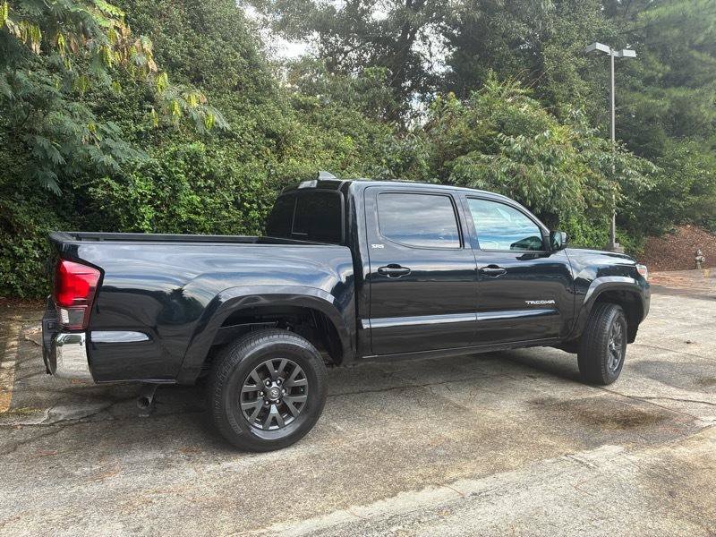 Used 2020 Toyota Tacoma SR5 RWD image 6