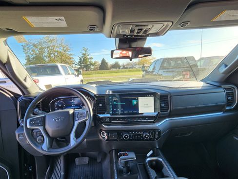 Used 2024 Chevrolet Silverado 1500 LT Trail Boss w/ LT Trail Boss Premium Package image 21