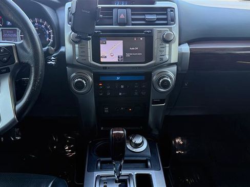 Used 2017 Toyota 4Runner Limited AWD/4WD image 15