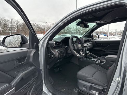 New 2026 Toyota Tacoma SR5 image 2