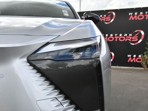 Used 2024 Lexus RZ 300e Premium image 11