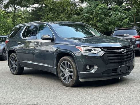 Used 2019 Chevrolet Traverse Premier w/ LPO, Blackout Package AWD/4WD image 21
