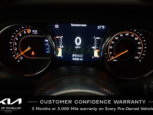 Used 2018 Jeep Wrangler Unlimited Sahara AWD/4WD image 19