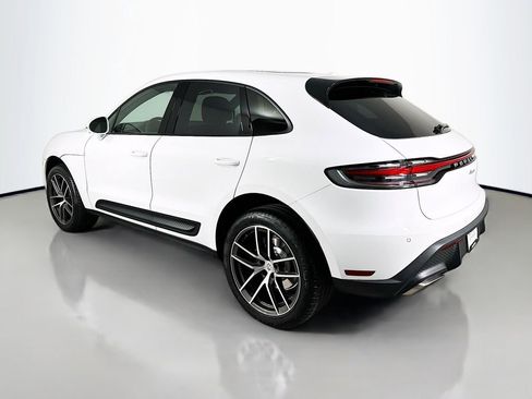 Certified 2026 Porsche Macan AWD/4WD image 3