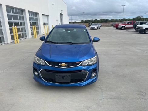 Used 2017 Chevrolet Sonic LT w/ Convenience Package FWD image 8