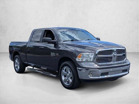 Used 2019 RAM 1500 Big Horn RWD image 3