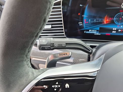 Used 2024 Mercedes-Benz GLS 63 AMG 4MATIC image 38