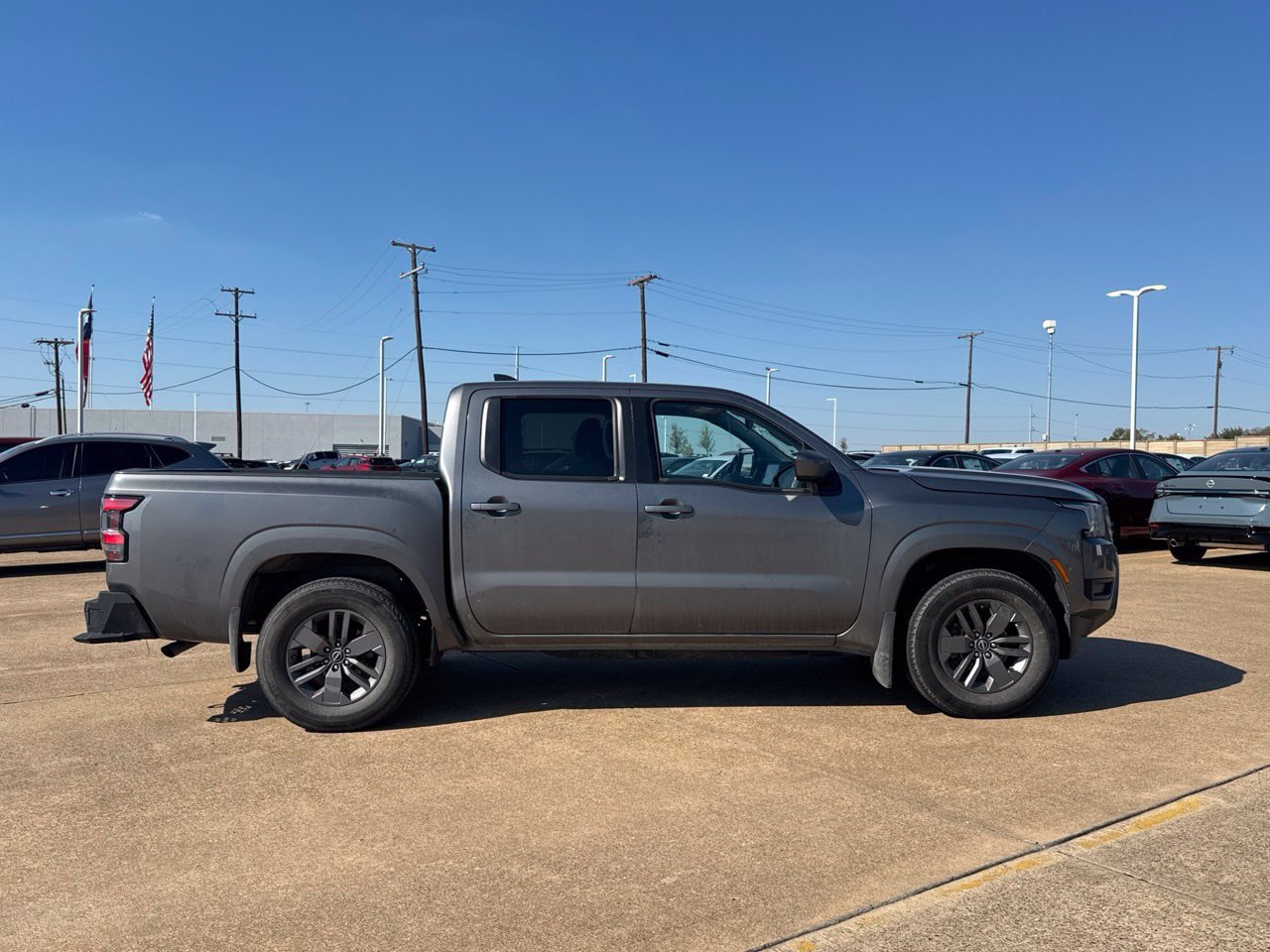 Used 2025 Nissan Frontier SV RWD image 30