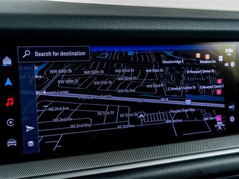 Used 2025 Porsche Cayenne image 59