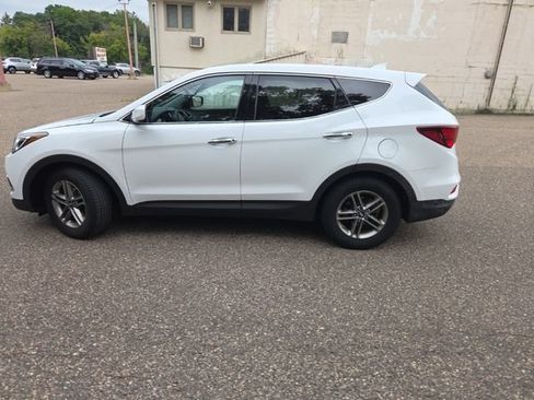 Used 2017 Hyundai Santa Fe Sport AWD/4WD image 4