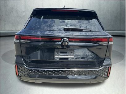 New 2026 Volkswagen Tiguan SE R-Line
