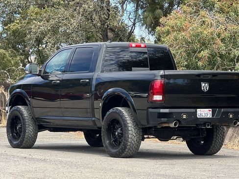 Used 2018 RAM 1500 Laramie AWD/4WD image 6