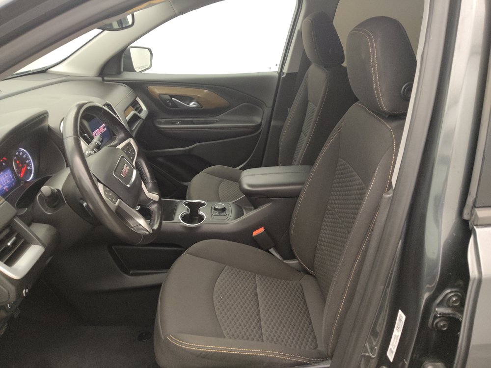 Used 2020 GMC Terrain SLE FWD image 17