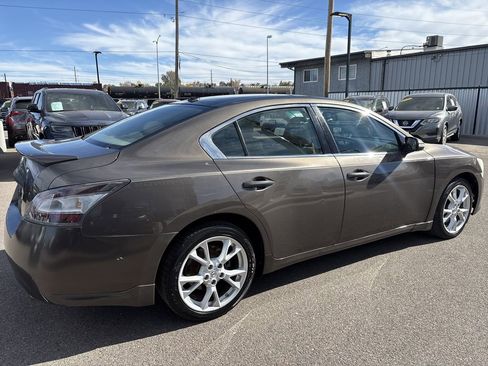Used 2013 Nissan Maxima 3.5 SV w/ Premium Pkg image 5