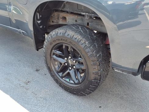 Used 2019 Chevrolet Silverado 1500 Custom Trail Boss AWD/4WD image 21