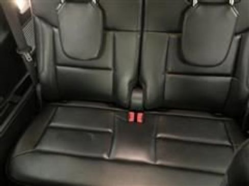 Used 2020 Ford Explorer XLT w/ Equipment Group 202A image 23