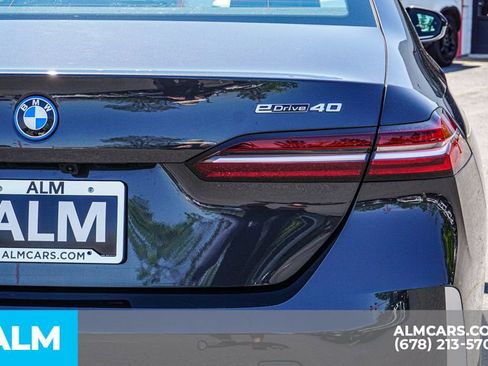 Used 2024 BMW i5 eDrive40i image 13