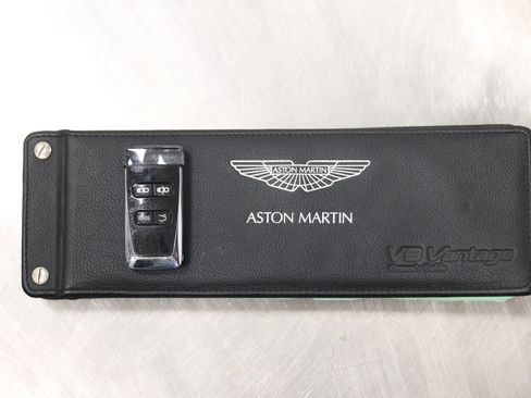 Used 2011 Aston Martin V8 Vantage Coupe RWD image 6