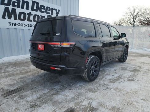 New 2026 Jeep Grand Wagoneer Limited w/ Premium Group II image 18