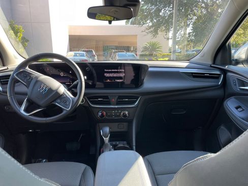 Used 2025 Buick Encore GX Preferred image 27