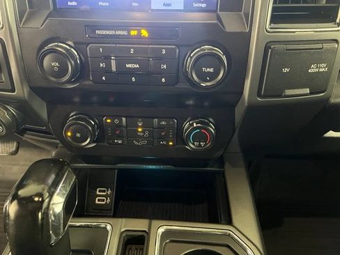 Used 2020 Ford F150 XLT w/ Equipment Group 302A Luxury AWD/4WD image 24