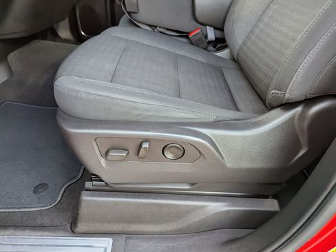 Certified 2023 GMC Sierra 1500 SLE image 18