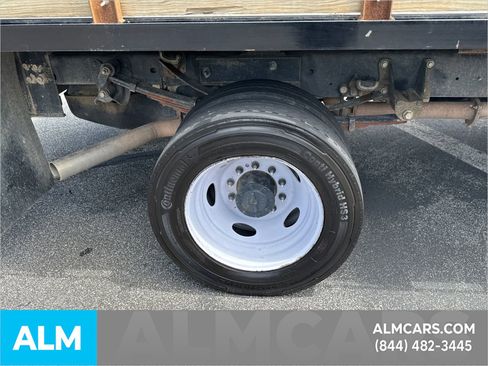 Used 2022 Ford F550 4x4 Regular Cab Super Duty w/ Power Equipment Group image 16