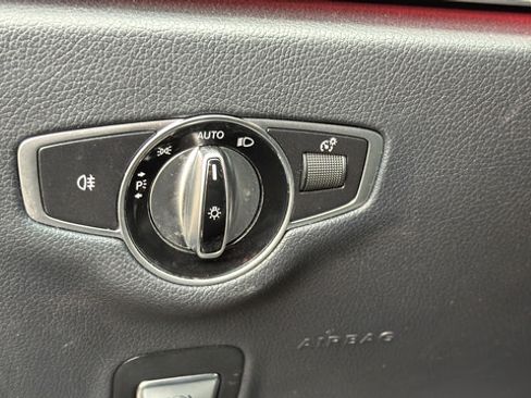 Used 2023 Mercedes-Benz E 350 Sedan image 17