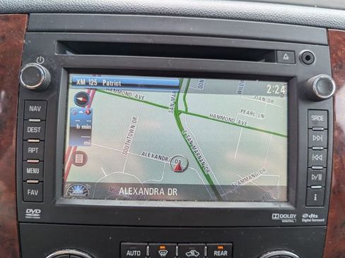 Used 2013 Chevrolet Tahoe LTZ AWD/4WD image 5