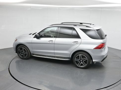 Used 2019 Mercedes-Benz GLE 400 4MATIC image 44