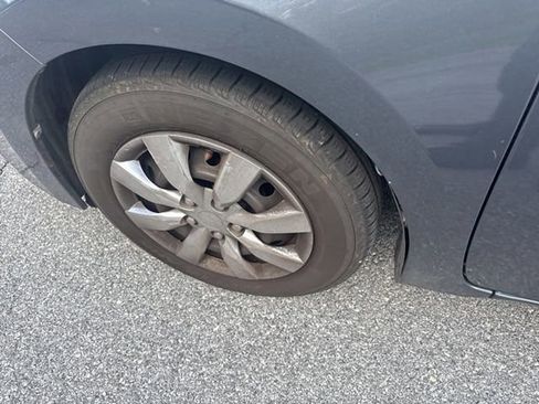 Used 2015 Toyota Corolla LE w/ Body Protection Package #1 FWD image 11