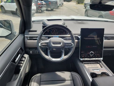 New 2025 GMC Sierra EV Denali image 29